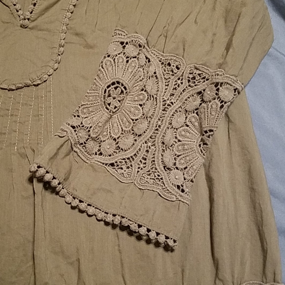 Blouse - Picture 3 of 4